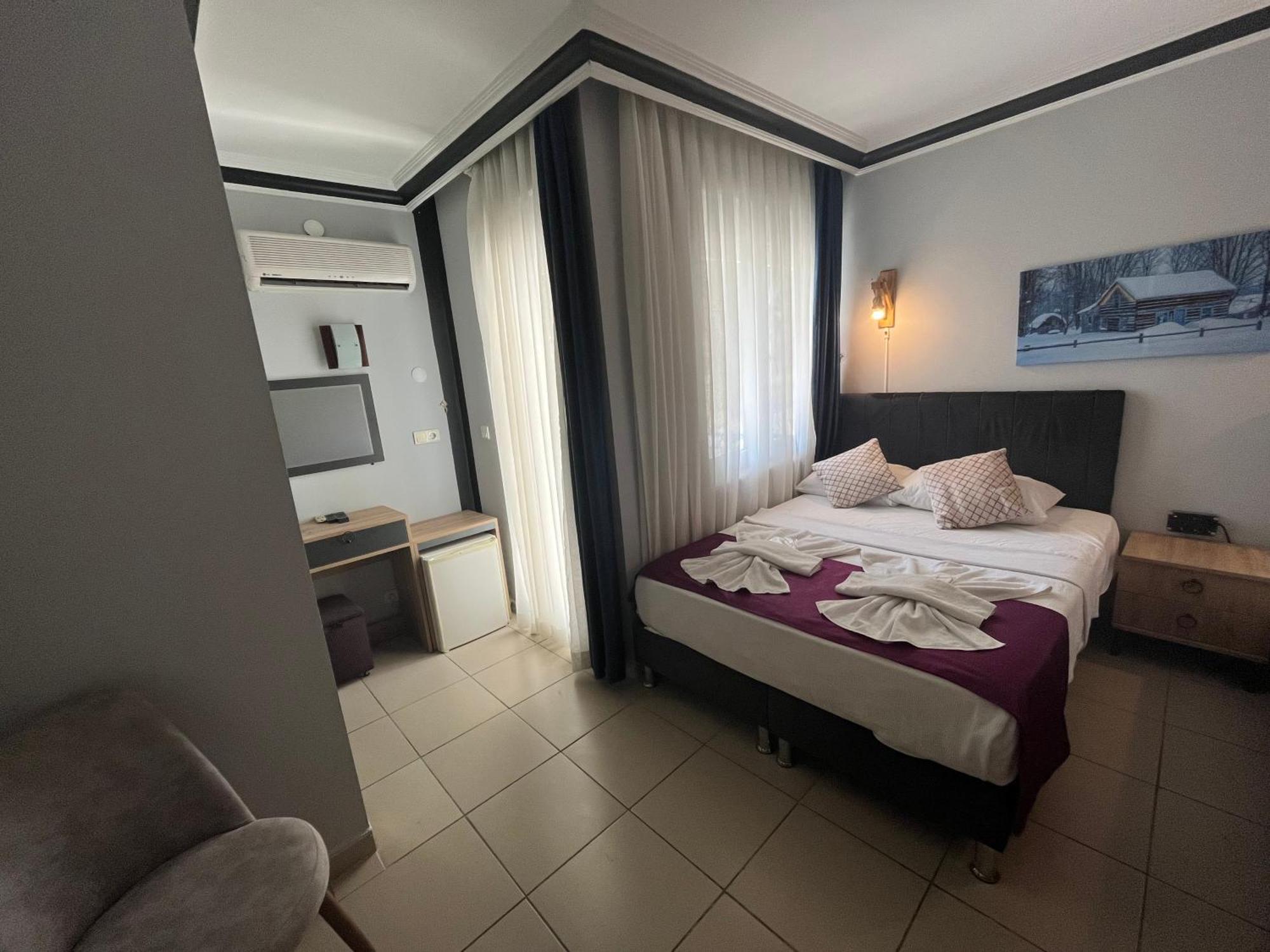 Hotel Lunay อันตัลยา ภายนอก รูปภาพ